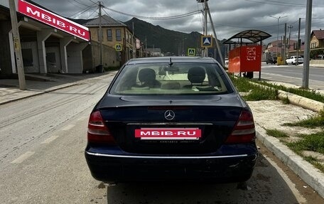 Mercedes-Benz E-Класс, 2005 год, 735 000 рублей, 10 фотография
