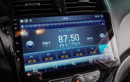 Hyundai Solaris II рестайлинг, 2015 год, 999 000 рублей, 13 фотография
