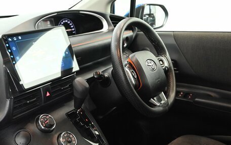 Toyota Sienta II, 2019 год, 1 350 000 рублей, 13 фотография