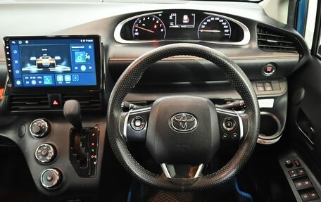 Toyota Sienta II, 2019 год, 1 350 000 рублей, 12 фотография