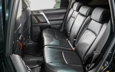 Toyota Land Cruiser Prado 150 рестайлинг 2, 2017 год, 4 349 000 рублей, 9 фотография