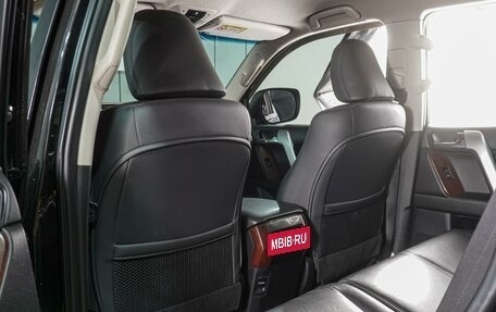 Toyota Land Cruiser Prado 150 рестайлинг 2, 2017 год, 4 349 000 рублей, 11 фотография