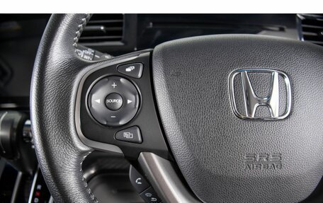 Honda Stepwgn IV, 2017 год, 2 599 000 рублей, 16 фотография