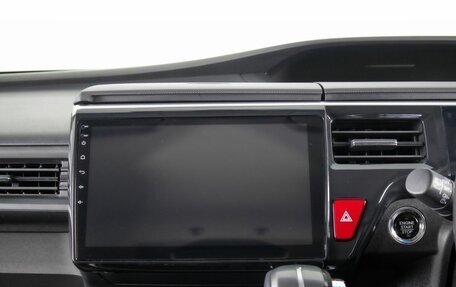 Honda Stepwgn IV, 2017 год, 2 599 000 рублей, 19 фотография