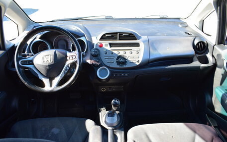 Honda Jazz II рестайлинг, 2009 год, 577 000 рублей, 16 фотография