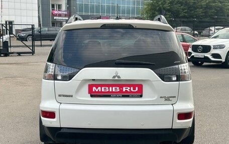 Mitsubishi Outlander III рестайлинг 3, 2012 год, 1 290 000 рублей, 4 фотография