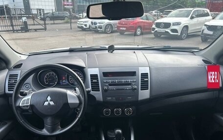 Mitsubishi Outlander III рестайлинг 3, 2012 год, 1 290 000 рублей, 10 фотография