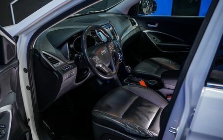 Hyundai Santa Fe III рестайлинг, 2016 год, 2 330 000 рублей, 11 фотография