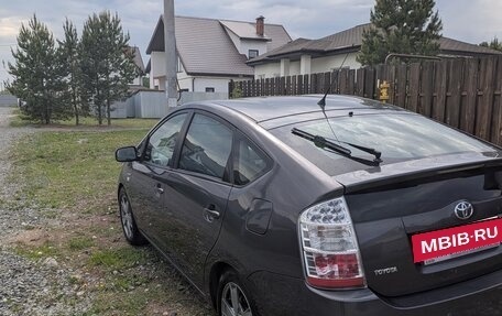 Toyota Prius, 2009 год, 713 000 рублей, 4 фотография