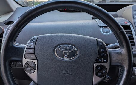 Toyota Prius, 2009 год, 713 000 рублей, 18 фотография