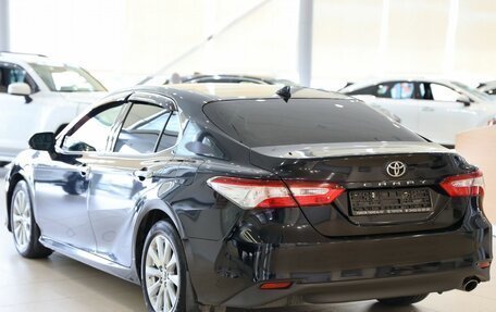 Toyota Camry, 2020 год, 3 000 000 рублей, 11 фотография