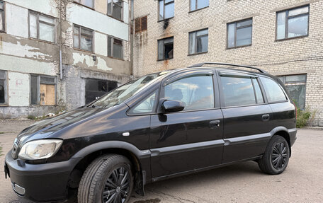 Opel Zafira A рестайлинг, 2003 год, 600 000 рублей, 4 фотография