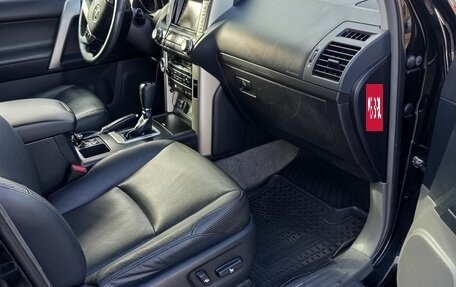 Toyota Land Cruiser Prado 150 рестайлинг 2, 2012 год, 2 780 000 рублей, 10 фотография
