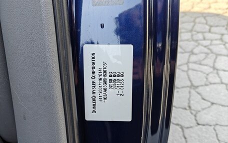 Chrysler 300C II, 2004 год, 1 200 000 рублей, 12 фотография