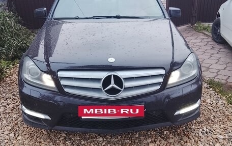 Mercedes-Benz C-Класс, 2011 год, 1 250 000 рублей, 2 фотография