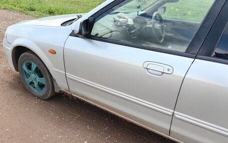 Mazda Familia, 2002 год, 130 000 рублей, 4 фотография