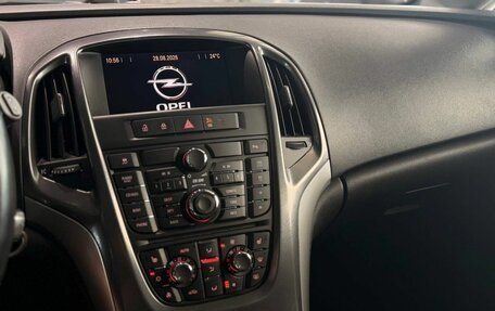 Opel Astra J, 2011 год, 830 000 рублей, 9 фотография