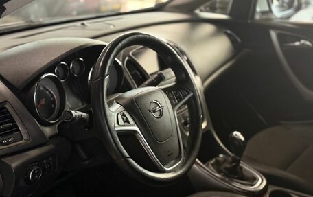 Opel Astra J, 2011 год, 830 000 рублей, 8 фотография