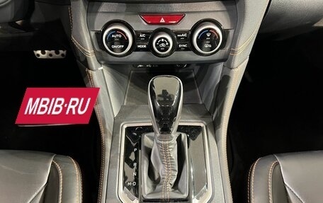 Subaru XV II, 2018 год, 2 247 000 рублей, 12 фотография