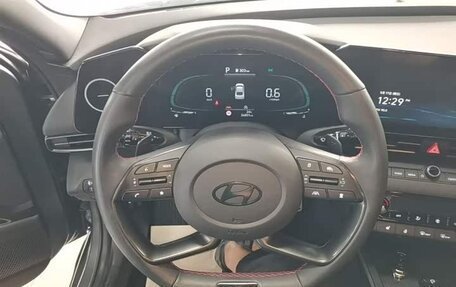 Hyundai Elantra, 2023 год, 1 500 000 рублей, 9 фотография