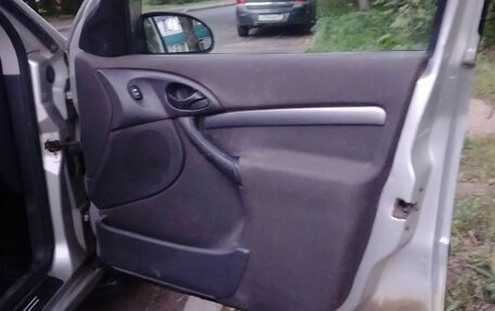 Ford Focus IV, 2004 год, 350 000 рублей, 3 фотография