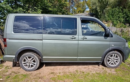 Volkswagen Multivan T5, 2004 год, 900 000 рублей, 2 фотография