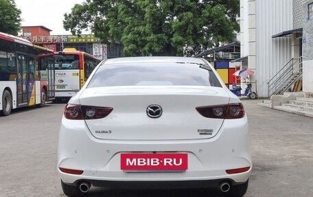 Mazda 3, 2023 год, 1 992 000 рублей, 5 фотография