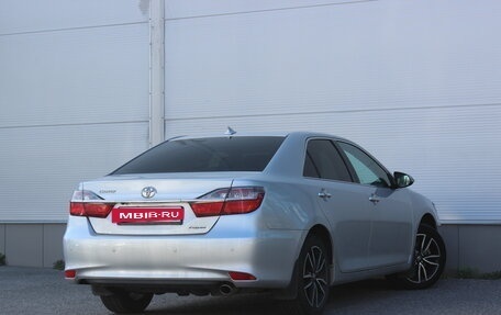 Toyota Camry, 2017 год, 2 385 000 рублей, 2 фотография