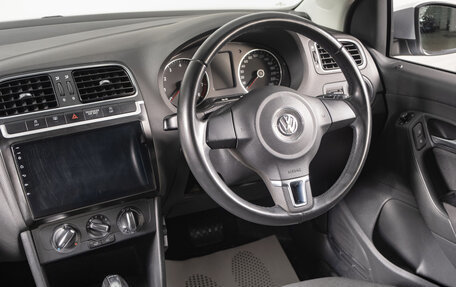Volkswagen Polo VI (EU Market), 2013 год, 929 000 рублей, 9 фотография