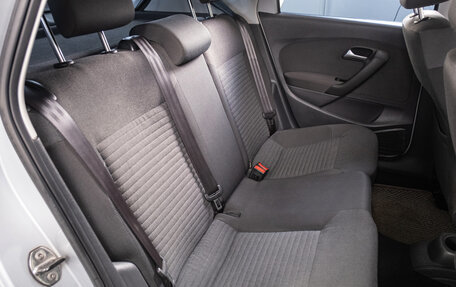 Volkswagen Polo VI (EU Market), 2013 год, 929 000 рублей, 16 фотография