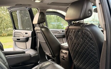Cadillac Escalade III, 2007 год, 1 973 555 рублей, 12 фотография
