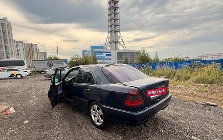 Mercedes-Benz C-Класс, 1997 год, 100 000 рублей, 3 фотография