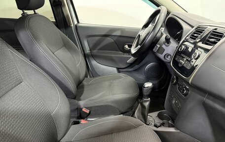Renault Logan II, 2020 год, 1 049 000 рублей, 10 фотография