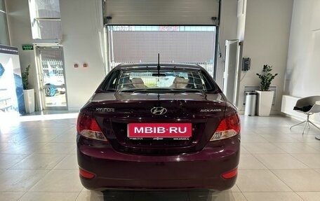 Hyundai Solaris II рестайлинг, 2012 год, 800 000 рублей, 5 фотография