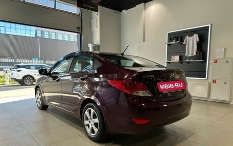 Hyundai Solaris II рестайлинг, 2012 год, 800 000 рублей, 6 фотография