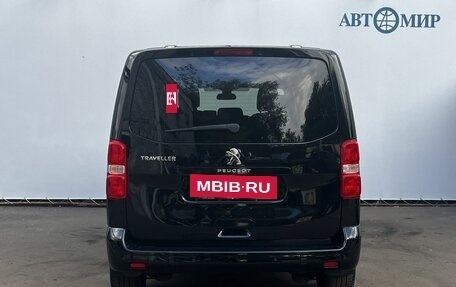 Peugeot Traveller I, 2019 год, 2 500 000 рублей, 6 фотография