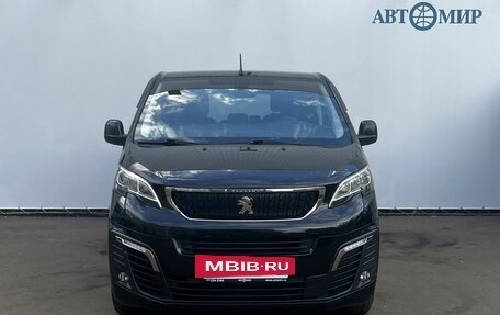 Peugeot Traveller I, 2019 год, 2 500 000 рублей, 2 фотография