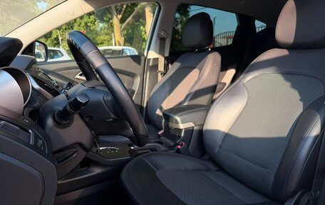 Hyundai ix35 I рестайлинг, 2012 год, 1 500 000 рублей, 17 фотография