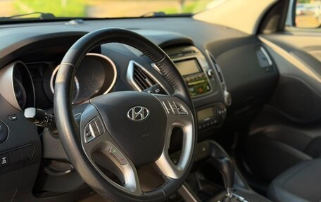 Hyundai ix35 I рестайлинг, 2012 год, 1 500 000 рублей, 19 фотография