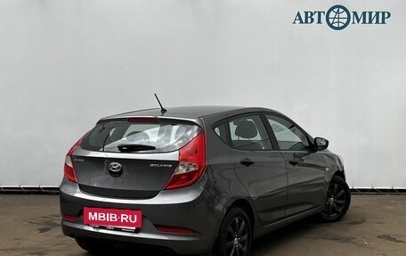 Hyundai Solaris II рестайлинг, 2015 год, 870 000 рублей, 5 фотография