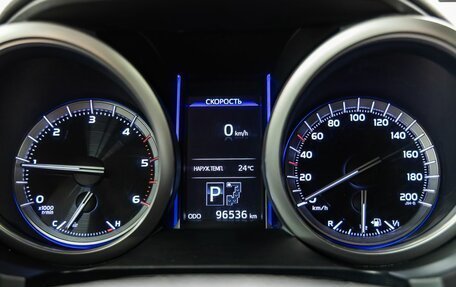 Toyota Land Cruiser Prado 150 рестайлинг 2, 2014 год, 3 248 000 рублей, 9 фотография