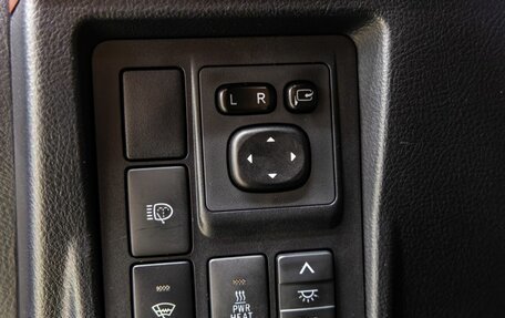 Toyota Land Cruiser Prado 150 рестайлинг 2, 2014 год, 3 248 000 рублей, 16 фотография