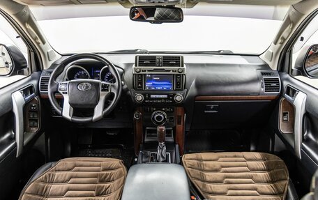 Toyota Land Cruiser Prado 150 рестайлинг 2, 2014 год, 3 248 000 рублей, 13 фотография