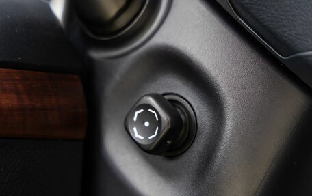 Toyota Land Cruiser Prado 150 рестайлинг 2, 2014 год, 3 248 000 рублей, 17 фотография
