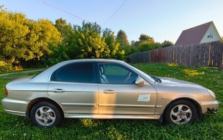 Hyundai Sonata IV рестайлинг, 2004 год, 300 000 рублей, 3 фотография