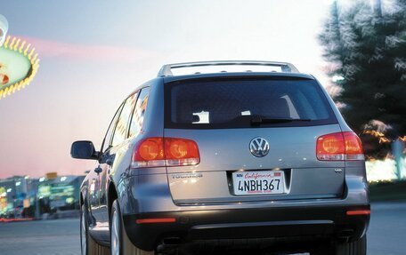 Volkswagen Touareg III, 2004 год, 535 000 рублей, 4 фотография