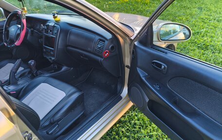 Hyundai Sonata IV рестайлинг, 2004 год, 300 000 рублей, 13 фотография