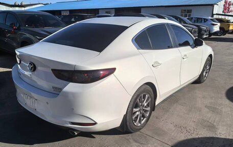 Mazda 3, 2022 год, 1 605 000 рублей, 4 фотография