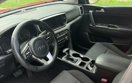 KIA Sportage IV рестайлинг, 2021 год, 2 300 000 рублей, 3 фотография