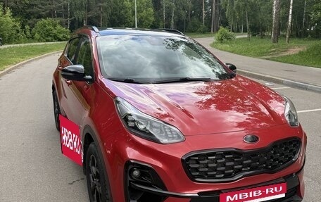 KIA Sportage IV рестайлинг, 2021 год, 2 300 000 рублей, 2 фотография